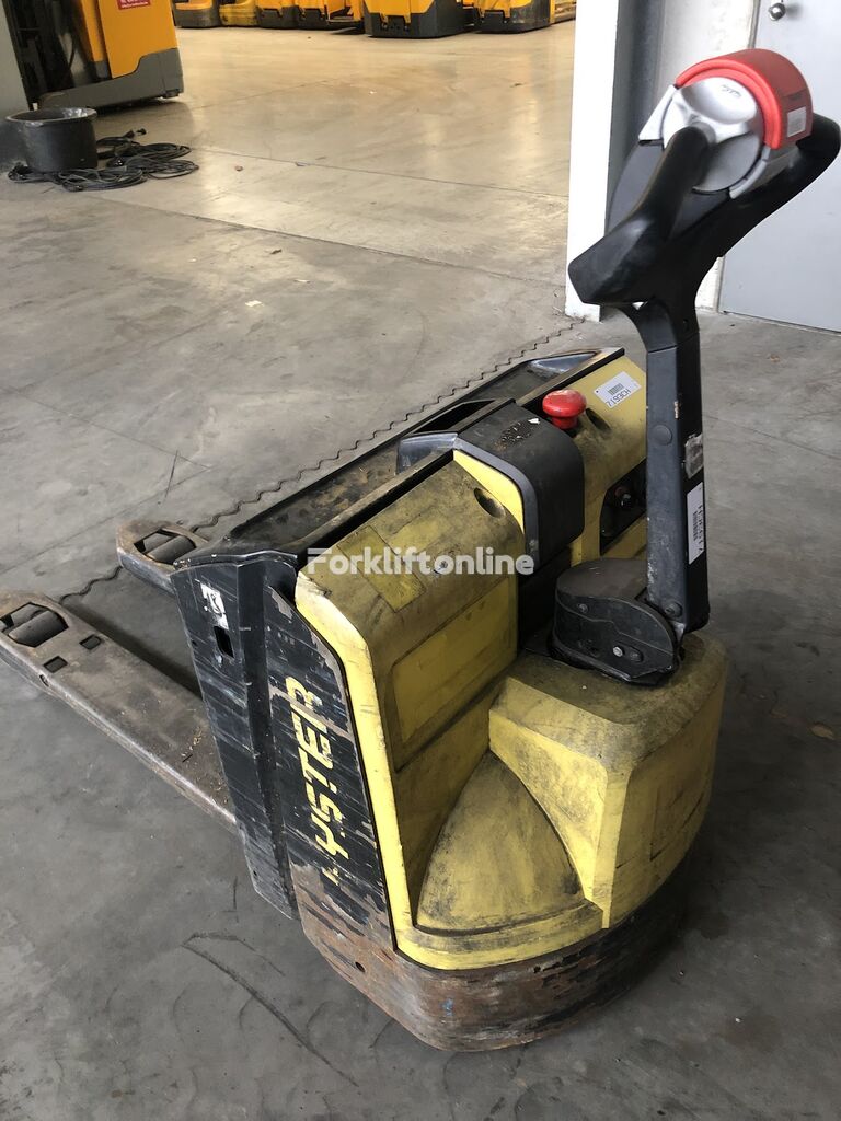 Hyster P2.0 electric pallet truck
