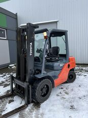 Toyota 02-8FGF25 gas forklift