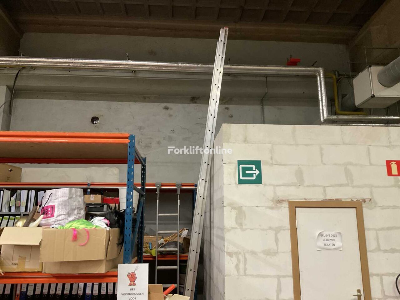 2-delige aluminium schuifladder warehouse ladder